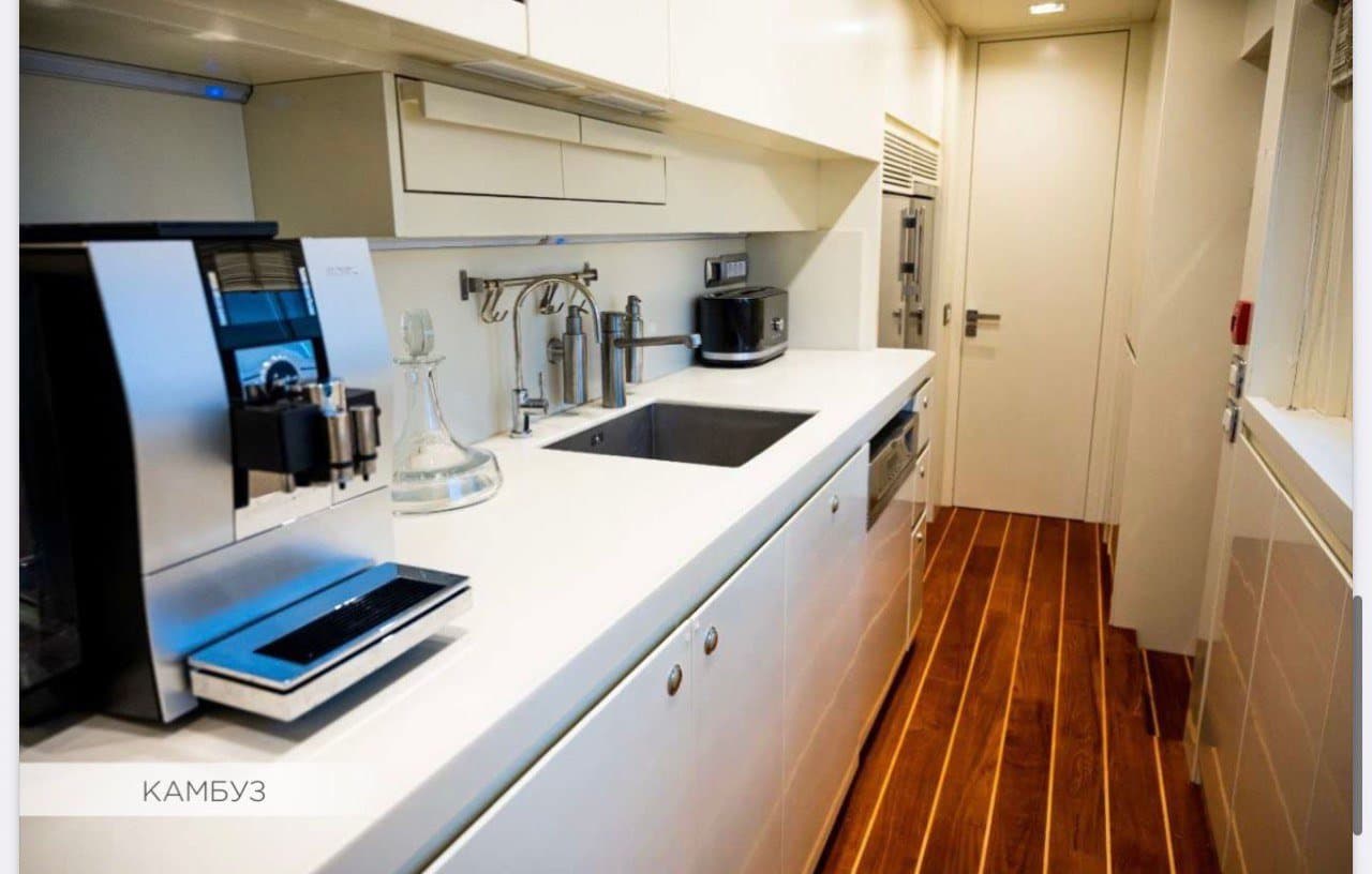 BENETTI SAIL DIVISION 90 (от 5 часов, не проходит под мостами) — фото 11
