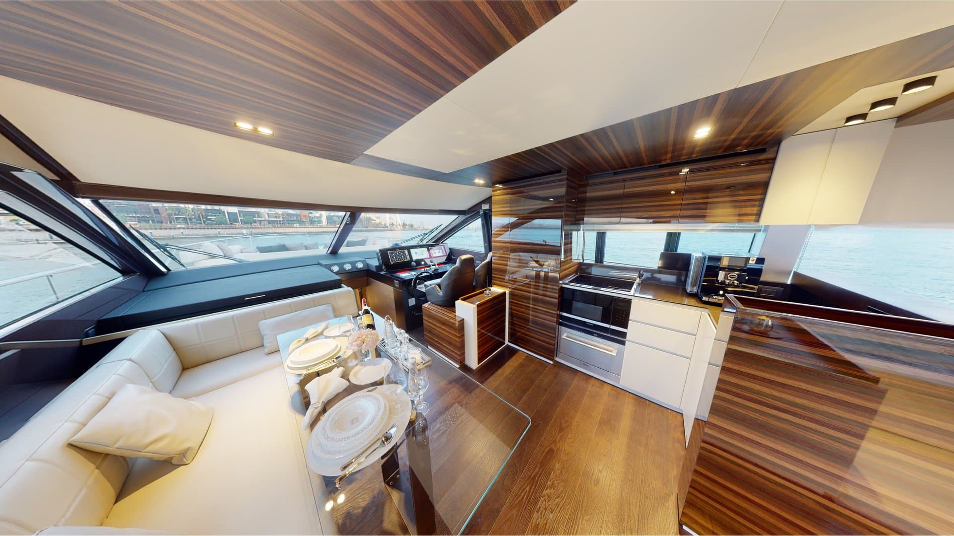 Ferretti 670 (мин 3 часа) — фото 15
