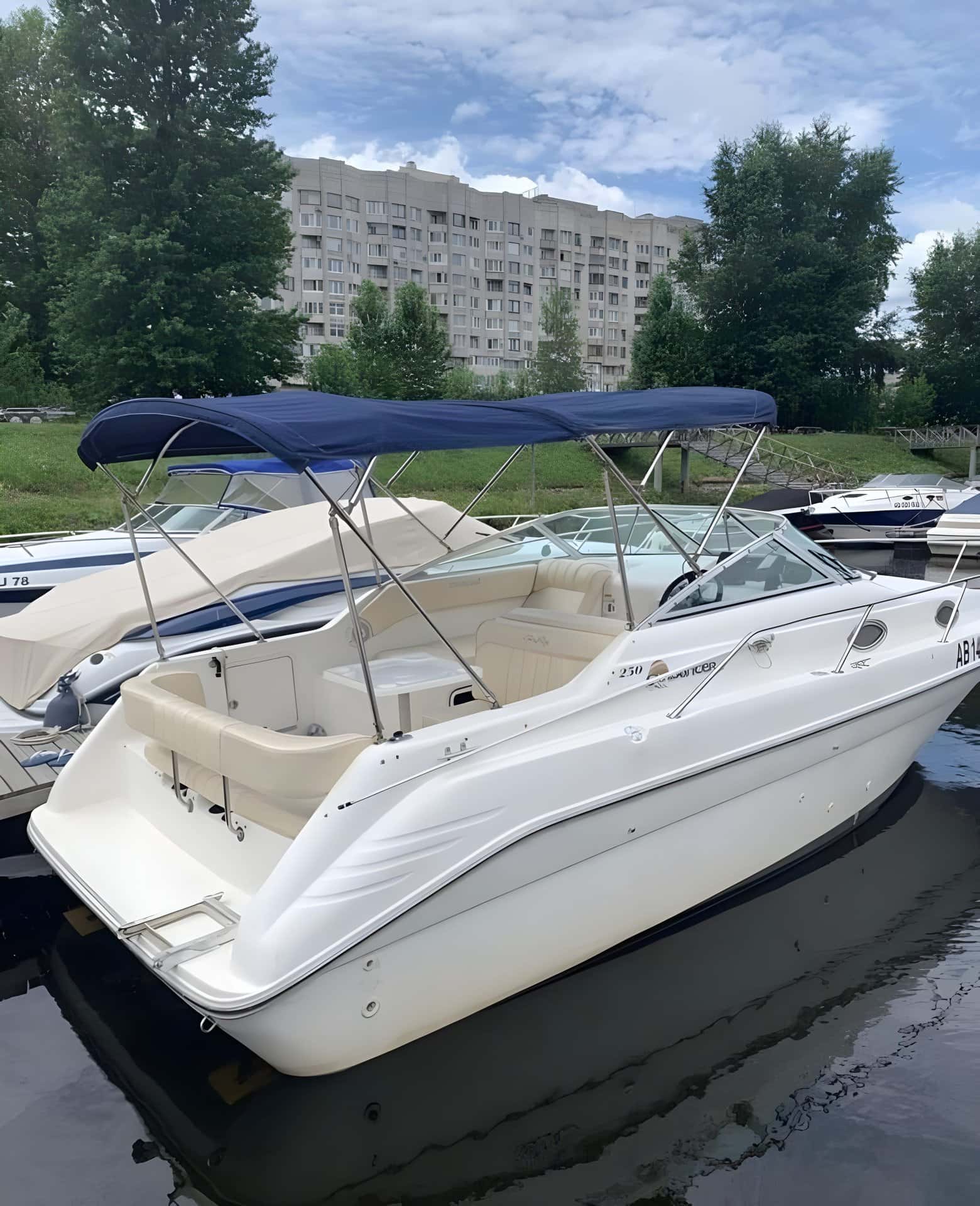 Searay 250