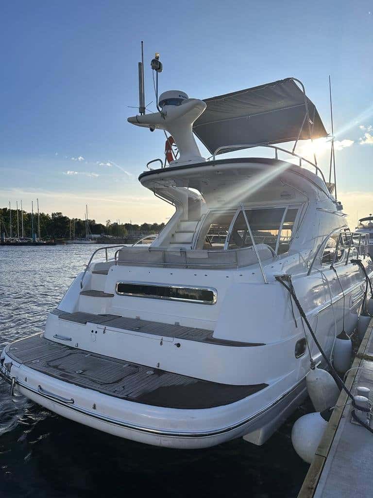 SeaLine F43 Монте Карло